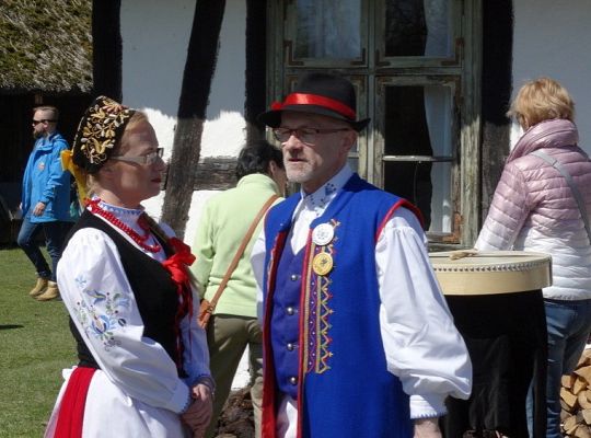 Śledź Kroniki ZPiT i czytaj pismo klinowe! Moda na region promuje kaszubszczyznę!