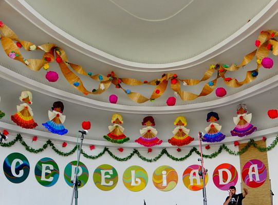 ZPiT ZL otworzył w Sopocie „Cepeliadę” i prezentował się niczym „Mazowsze”. Gigantyczna galeria zdjęć!