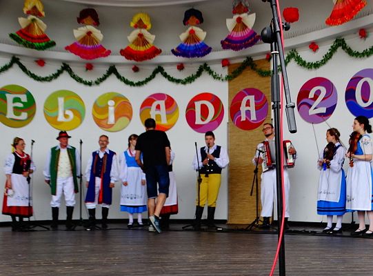 ZPiT ZL otworzył w Sopocie „Cepeliadę” i prezentował się niczym „Mazowsze”. Gigantyczna galeria zdjęć!