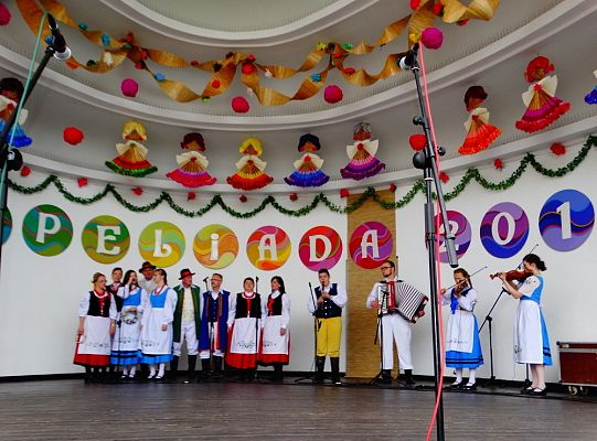 ZPiT ZL otworzył w Sopocie „Cepeliadę” i prezentował się niczym „Mazowsze”. Gigantyczna galeria zdjęć!