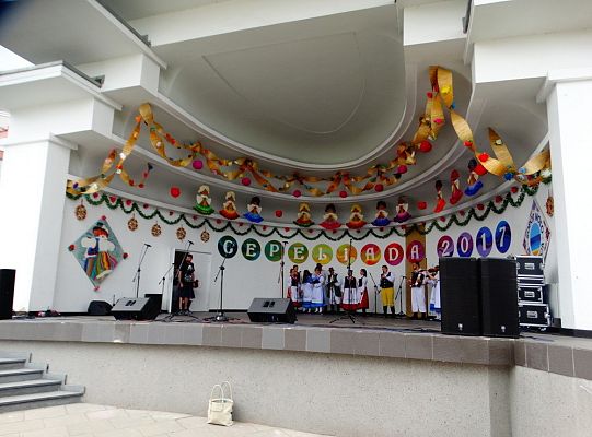 ZPiT ZL otworzył w Sopocie „Cepeliadę” i prezentował się niczym „Mazowsze”. Gigantyczna galeria zdjęć!