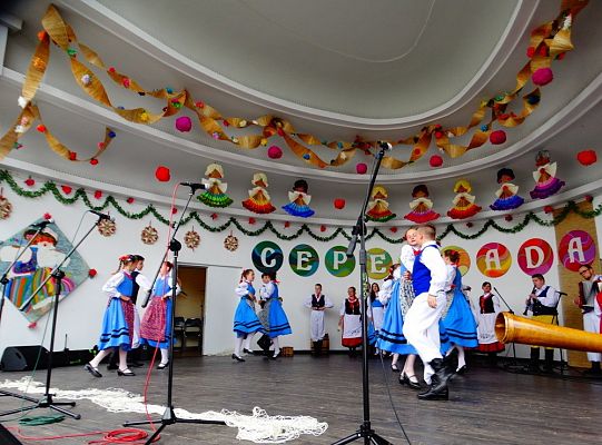 ZPiT ZL otworzył w Sopocie „Cepeliadę” i prezentował się niczym „Mazowsze”. Gigantyczna galeria zdjęć!