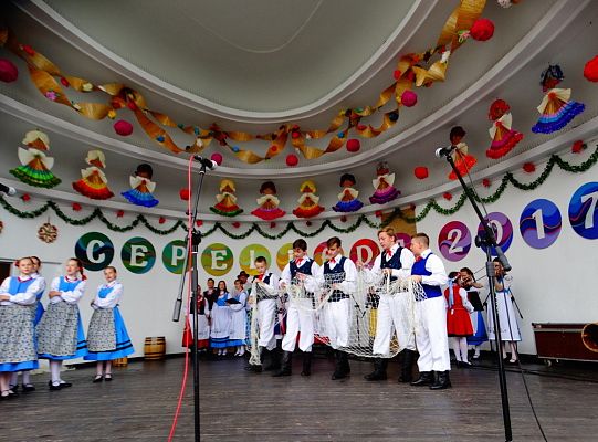 ZPiT ZL otworzył w Sopocie „Cepeliadę” i prezentował się niczym „Mazowsze”. Gigantyczna galeria zdjęć!