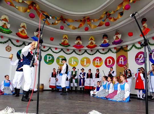 ZPiT ZL otworzył w Sopocie „Cepeliadę” i prezentował się niczym „Mazowsze”. Gigantyczna galeria zdjęć!