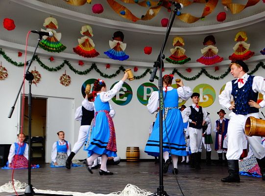 ZPiT ZL otworzył w Sopocie „Cepeliadę” i prezentował się niczym „Mazowsze”. Gigantyczna galeria zdjęć!