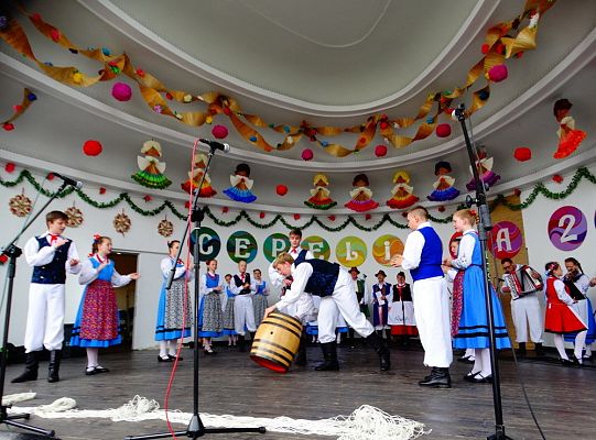 ZPiT ZL otworzył w Sopocie „Cepeliadę” i prezentował się niczym „Mazowsze”. Gigantyczna galeria zdjęć!