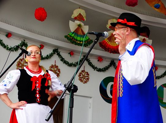 ZPiT ZL otworzył w Sopocie „Cepeliadę” i prezentował się niczym „Mazowsze”. Gigantyczna galeria zdjęć!