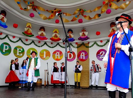 ZPiT ZL otworzył w Sopocie „Cepeliadę” i prezentował się niczym „Mazowsze”. Gigantyczna galeria zdjęć!