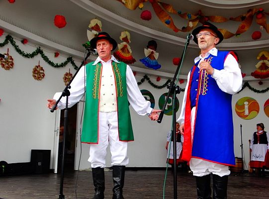 ZPiT ZL otworzył w Sopocie „Cepeliadę” i prezentował się niczym „Mazowsze”. Gigantyczna galeria zdjęć!