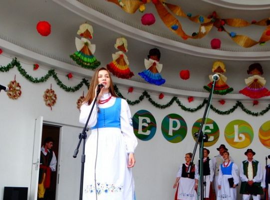 ZPiT ZL otworzył w Sopocie „Cepeliadę” i prezentował się niczym „Mazowsze”. Gigantyczna galeria zdjęć!