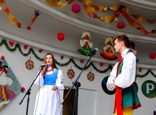 ZPiT ZL otworzył w Sopocie „Cepeliadę” i prezentował się niczym „Mazowsze”. Gigantyczna galeria zdjęć!