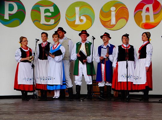 ZPiT ZL otworzył w Sopocie „Cepeliadę” i prezentował się niczym „Mazowsze”. Gigantyczna galeria zdjęć!