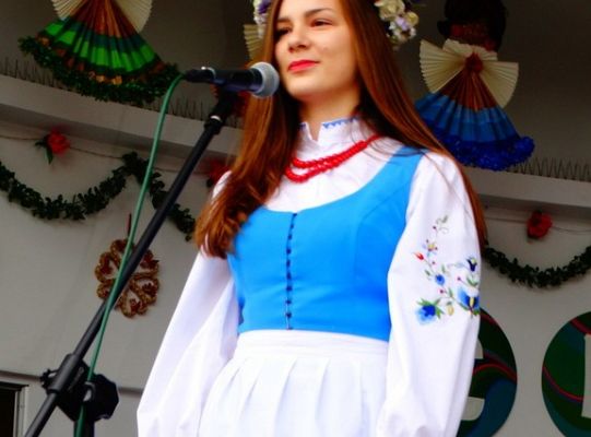 ZPiT ZL otworzył w Sopocie „Cepeliadę” i prezentował się niczym „Mazowsze”. Gigantyczna galeria zdjęć!