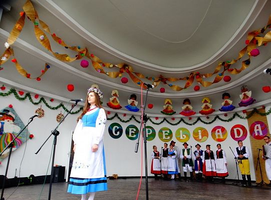 ZPiT ZL otworzył w Sopocie „Cepeliadę” i prezentował się niczym „Mazowsze”. Gigantyczna galeria zdjęć!