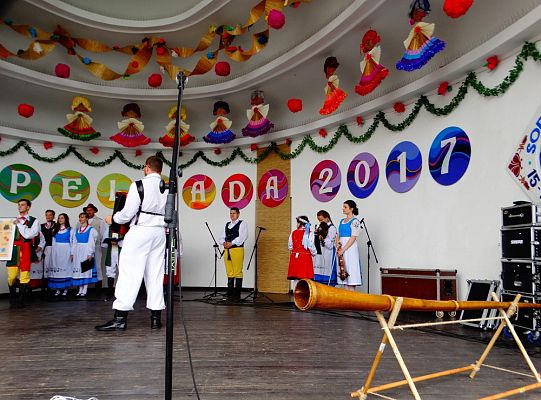 ZPiT ZL otworzył w Sopocie „Cepeliadę” i prezentował się niczym „Mazowsze”. Gigantyczna galeria zdjęć!