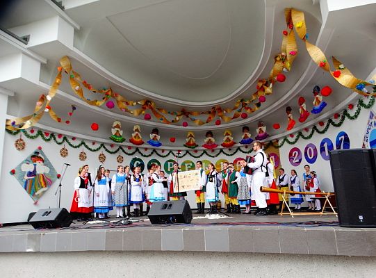 ZPiT ZL otworzył w Sopocie „Cepeliadę” i prezentował się niczym „Mazowsze”. Gigantyczna galeria zdjęć!