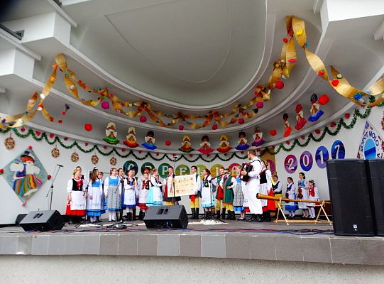 ZPiT ZL otworzył w Sopocie „Cepeliadę” i prezentował się niczym „Mazowsze”. Gigantyczna galeria zdjęć!