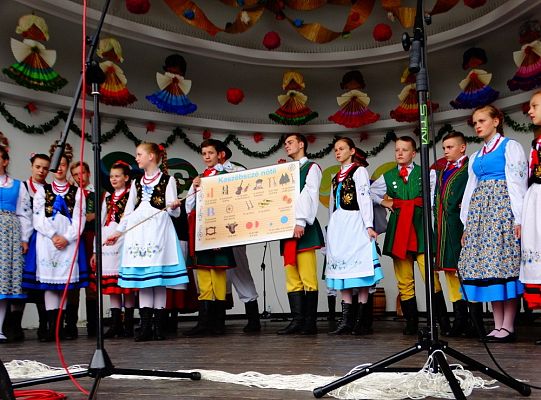 ZPiT ZL otworzył w Sopocie „Cepeliadę” i prezentował się niczym „Mazowsze”. Gigantyczna galeria zdjęć!