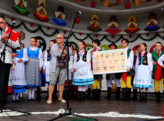 ZPiT ZL otworzył w Sopocie „Cepeliadę” i prezentował się niczym „Mazowsze”. Gigantyczna galeria zdjęć!