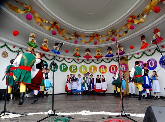 ZPiT ZL otworzył w Sopocie „Cepeliadę” i prezentował się niczym „Mazowsze”. Gigantyczna galeria zdjęć!