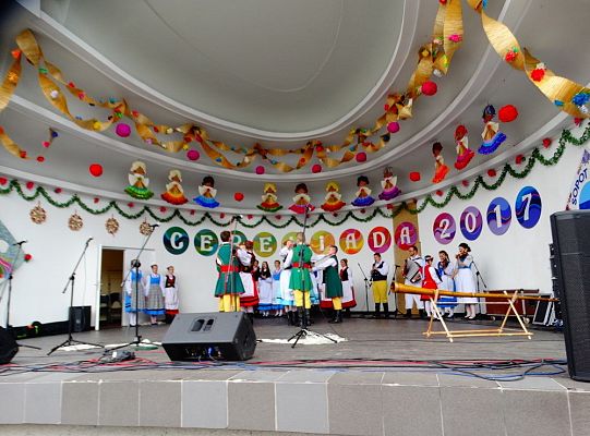 ZPiT ZL otworzył w Sopocie „Cepeliadę” i prezentował się niczym „Mazowsze”. Gigantyczna galeria zdjęć!