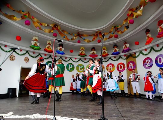 ZPiT ZL otworzył w Sopocie „Cepeliadę” i prezentował się niczym „Mazowsze”. Gigantyczna galeria zdjęć!