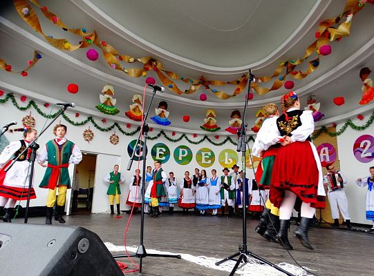 ZPiT ZL otworzył w Sopocie „Cepeliadę” i prezentował się niczym „Mazowsze”. Gigantyczna galeria zdjęć!