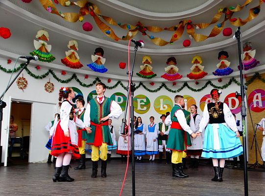 ZPiT ZL otworzył w Sopocie „Cepeliadę” i prezentował się niczym „Mazowsze”. Gigantyczna galeria zdjęć!