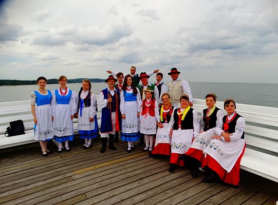 ZPiT ZL otworzył w Sopocie „Cepeliadę” i prezentował się niczym „Mazowsze”. Gigantyczna galeria zdjęć!