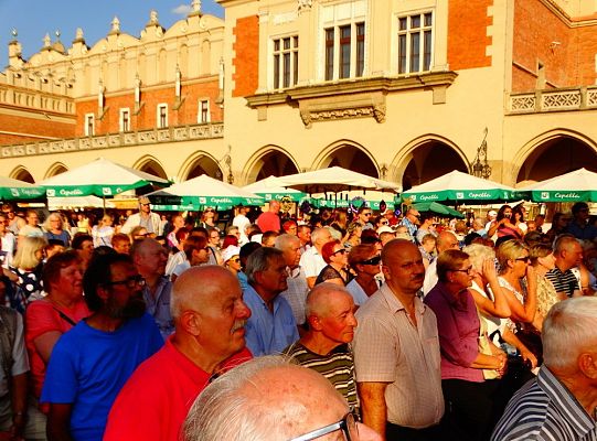 WITOME! Aby zaczarować Kraków, trzeba było ćwiczyć do występu!Zapytaj o sukces ZPiT! – pętla poznawcza