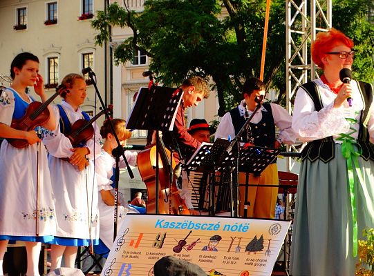 WITOME! Aby zaczarować Kraków, trzeba było ćwiczyć do występu!Zapytaj o sukces ZPiT! – pętla poznawcza