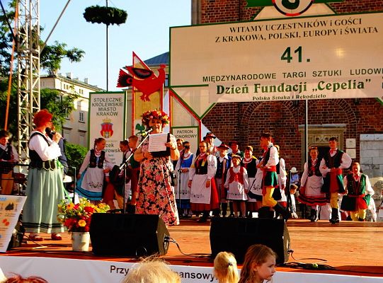 WITOME! Aby zaczarować Kraków, trzeba było ćwiczyć do występu!Zapytaj o sukces ZPiT! – pętla poznawcza