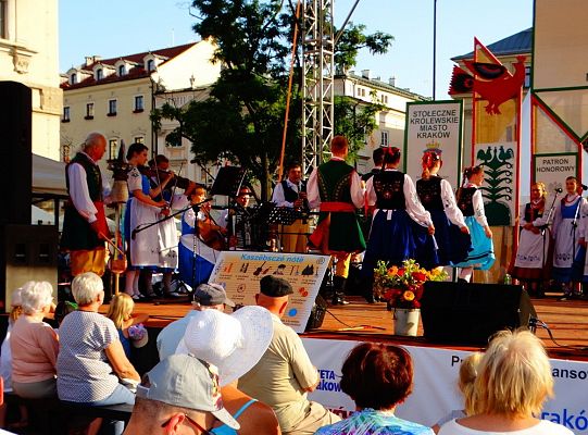 WITOME! Aby zaczarować Kraków, trzeba było ćwiczyć do występu!Zapytaj o sukces ZPiT! – pętla poznawcza