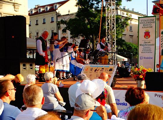 WITOME! Aby zaczarować Kraków, trzeba było ćwiczyć do występu!Zapytaj o sukces ZPiT! – pętla poznawcza