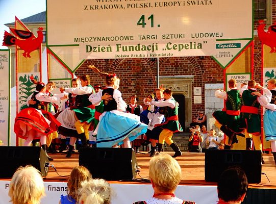 WITOME! Aby zaczarować Kraków, trzeba było ćwiczyć do występu!Zapytaj o sukces ZPiT! – pętla poznawcza