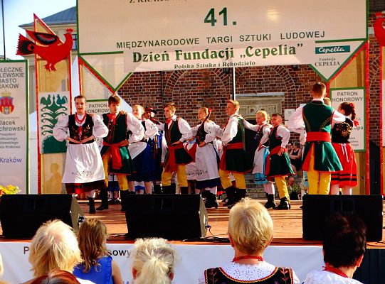 WITOME! Aby zaczarować Kraków, trzeba było ćwiczyć do występu!Zapytaj o sukces ZPiT! – pętla poznawcza