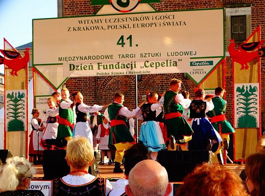 WITOME! Aby zaczarować Kraków, trzeba było ćwiczyć do występu!Zapytaj o sukces ZPiT! – pętla poznawcza