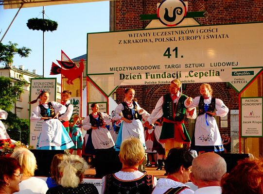 WITOME! Aby zaczarować Kraków, trzeba było ćwiczyć do występu!Zapytaj o sukces ZPiT! – pętla poznawcza