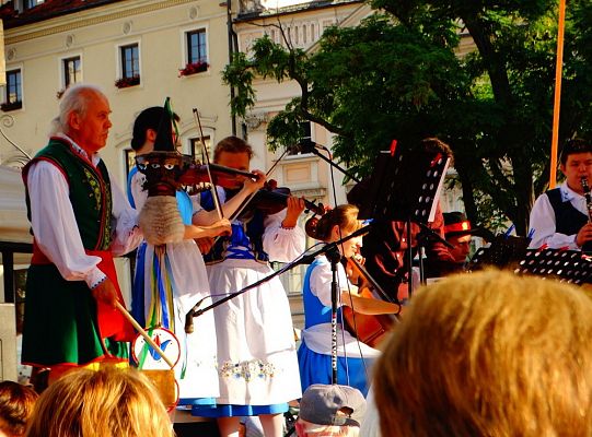 WITOME! Aby zaczarować Kraków, trzeba było ćwiczyć do występu!Zapytaj o sukces ZPiT! – pętla poznawcza