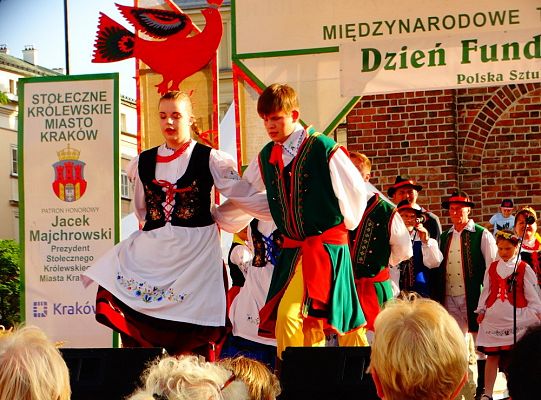 WITOME! Aby zaczarować Kraków, trzeba było ćwiczyć do występu!Zapytaj o sukces ZPiT! – pętla poznawcza