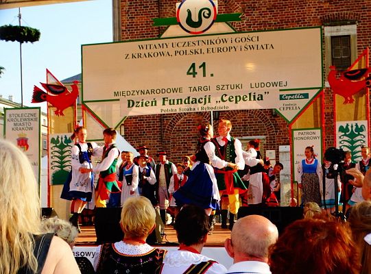 WITOME! Aby zaczarować Kraków, trzeba było ćwiczyć do występu!Zapytaj o sukces ZPiT! – pętla poznawcza