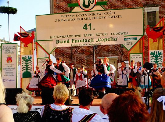 WITOME! Aby zaczarować Kraków, trzeba było ćwiczyć do występu!Zapytaj o sukces ZPiT! – pętla poznawcza