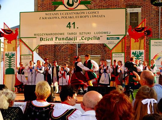 WITOME! Aby zaczarować Kraków, trzeba było ćwiczyć do występu!Zapytaj o sukces ZPiT! – pętla poznawcza