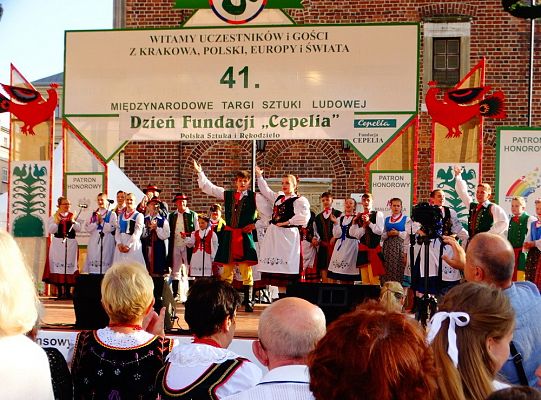 WITOME! Aby zaczarować Kraków, trzeba było ćwiczyć do występu!Zapytaj o sukces ZPiT! – pętla poznawcza