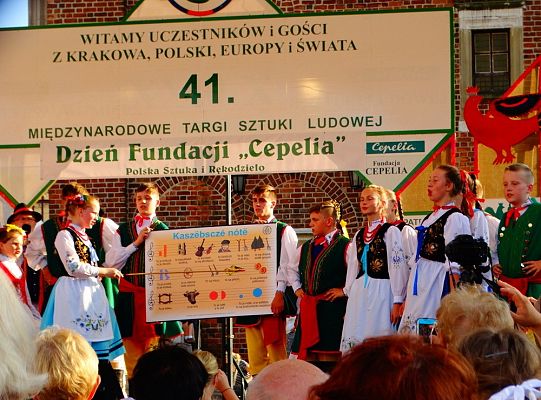 WITOME! Aby zaczarować Kraków, trzeba było ćwiczyć do występu!Zapytaj o sukces ZPiT! – pętla poznawcza