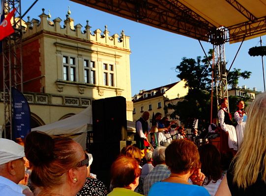 WITOME! Aby zaczarować Kraków, trzeba było ćwiczyć do występu!Zapytaj o sukces ZPiT! – pętla poznawcza