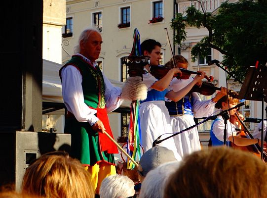 WITOME! Aby zaczarować Kraków, trzeba było ćwiczyć do występu!Zapytaj o sukces ZPiT! – pętla poznawcza