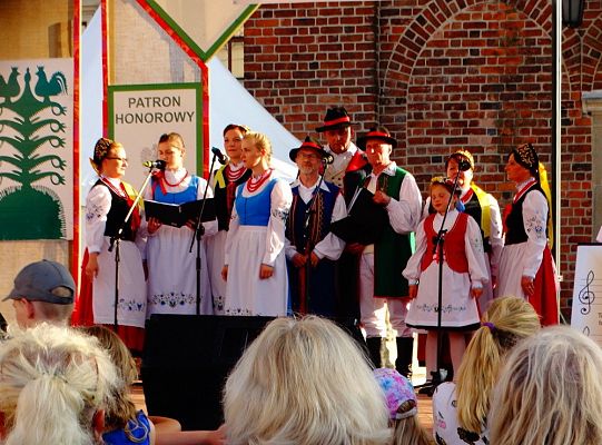 WITOME! Aby zaczarować Kraków, trzeba było ćwiczyć do występu!Zapytaj o sukces ZPiT! – pętla poznawcza