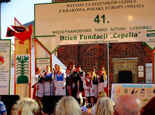 WITOME! Aby zaczarować Kraków, trzeba było ćwiczyć do występu!Zapytaj o sukces ZPiT! – pętla poznawcza