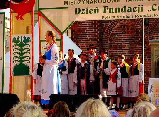 WITOME! Aby zaczarować Kraków, trzeba było ćwiczyć do występu!Zapytaj o sukces ZPiT! – pętla poznawcza